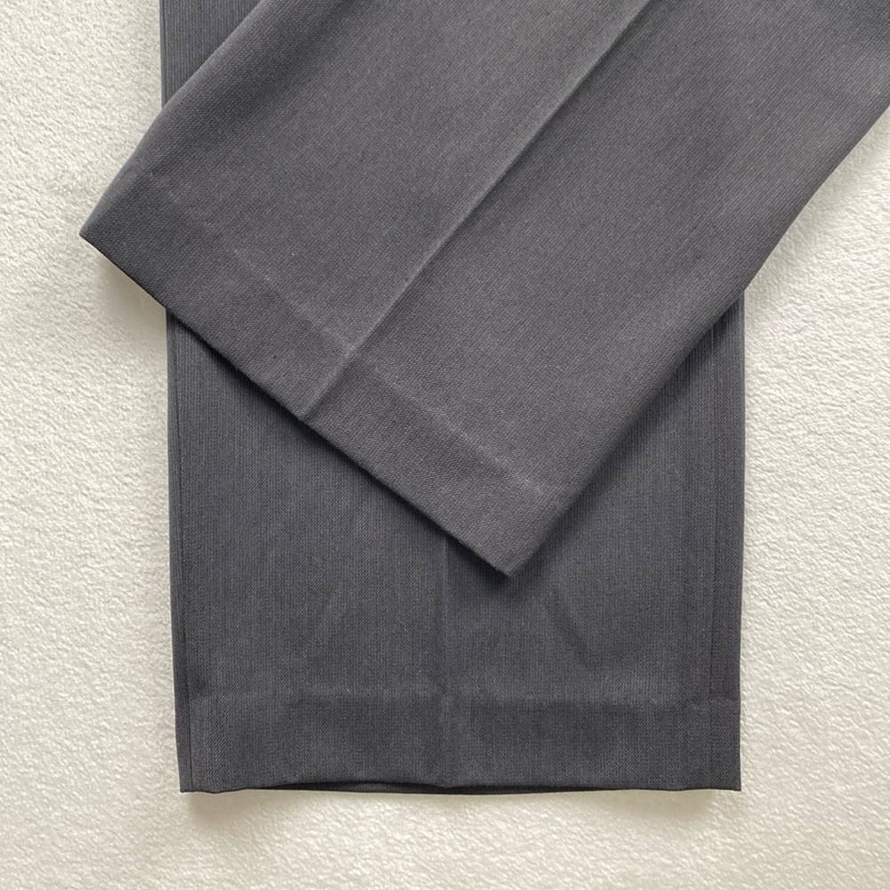 JF J. Ferrar Flat Front Classic Fit Dress Pant/Trouser (30x30, Gray) - Picture 10 of 13